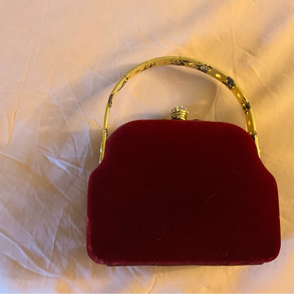 Stunning Red Velvet Evening Bag - Picture 3 of 5
